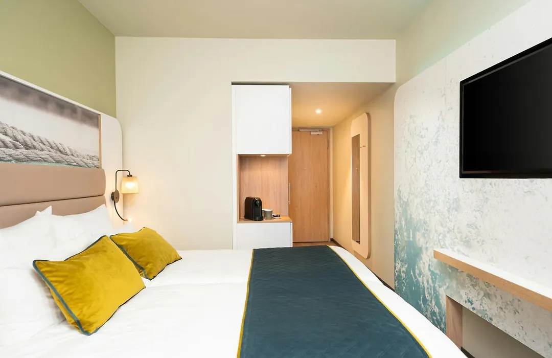 Leonardo Hotel Hamburg Altona-1